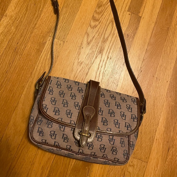 Dooney and Bourke Crossbody - Picture 1 of 7